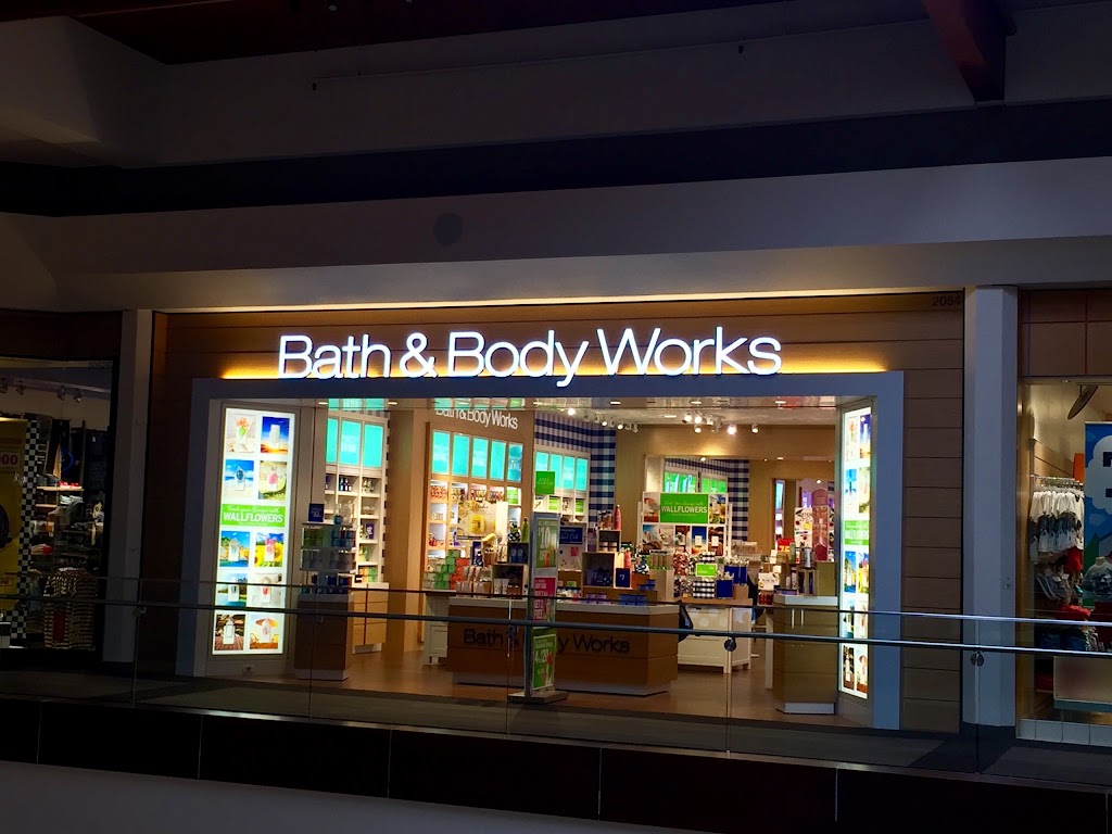 Bath & Body Works | 2054 Brea Mall, Brea, CA 92821, USA | Phone: (714) 256-4185