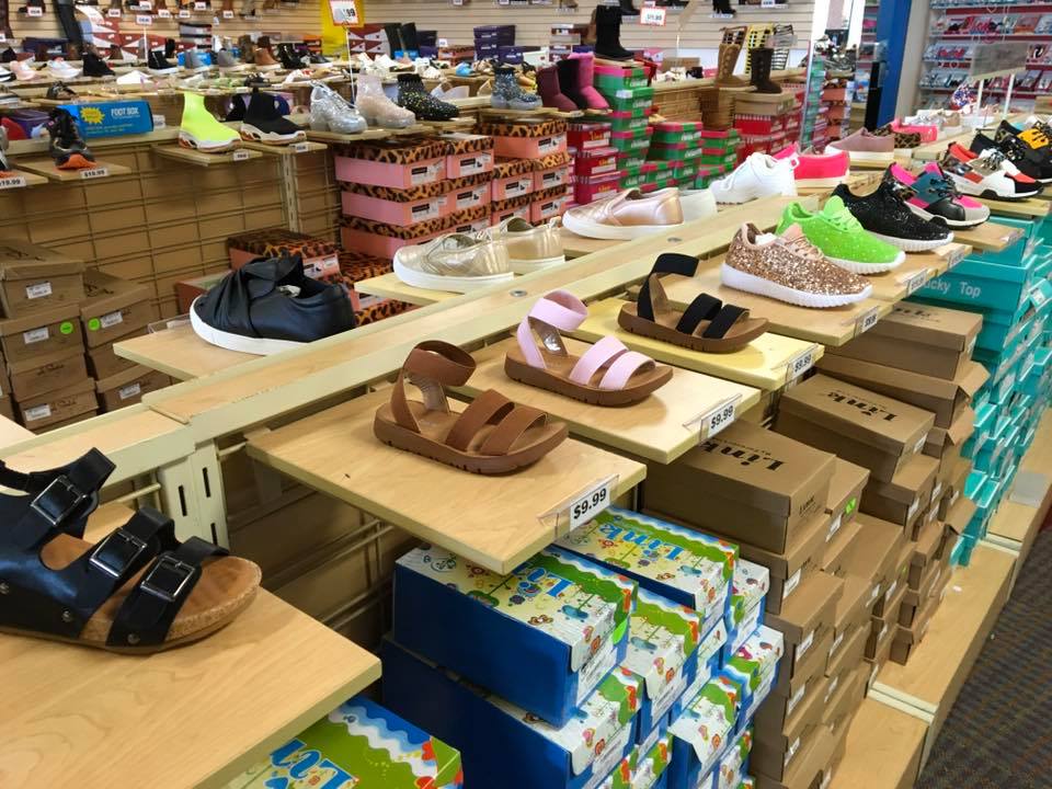 Shoe Bargain Warehouse | 3501 NJ-42 #240, Turnersville, NJ 08012, USA | Phone: (856) 302-6373