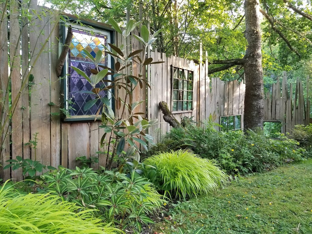 Molly Ward Gardens | 27462 Big Valley Rd NE, Poulsbo, WA 98370, USA | Phone: (360) 779-4471