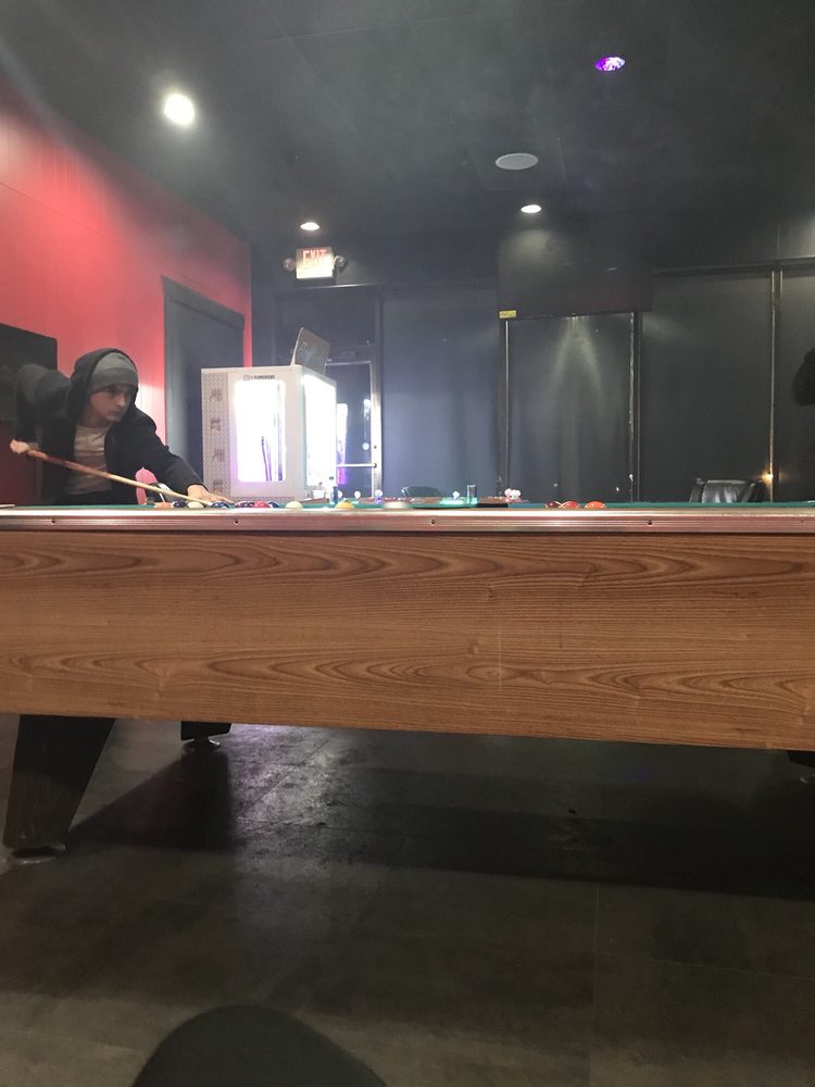 Eleven Hookah Lounge | 49662 Van Dyke Ave, Shelby Township, MI 48317, USA | Phone: (586) 554-2026