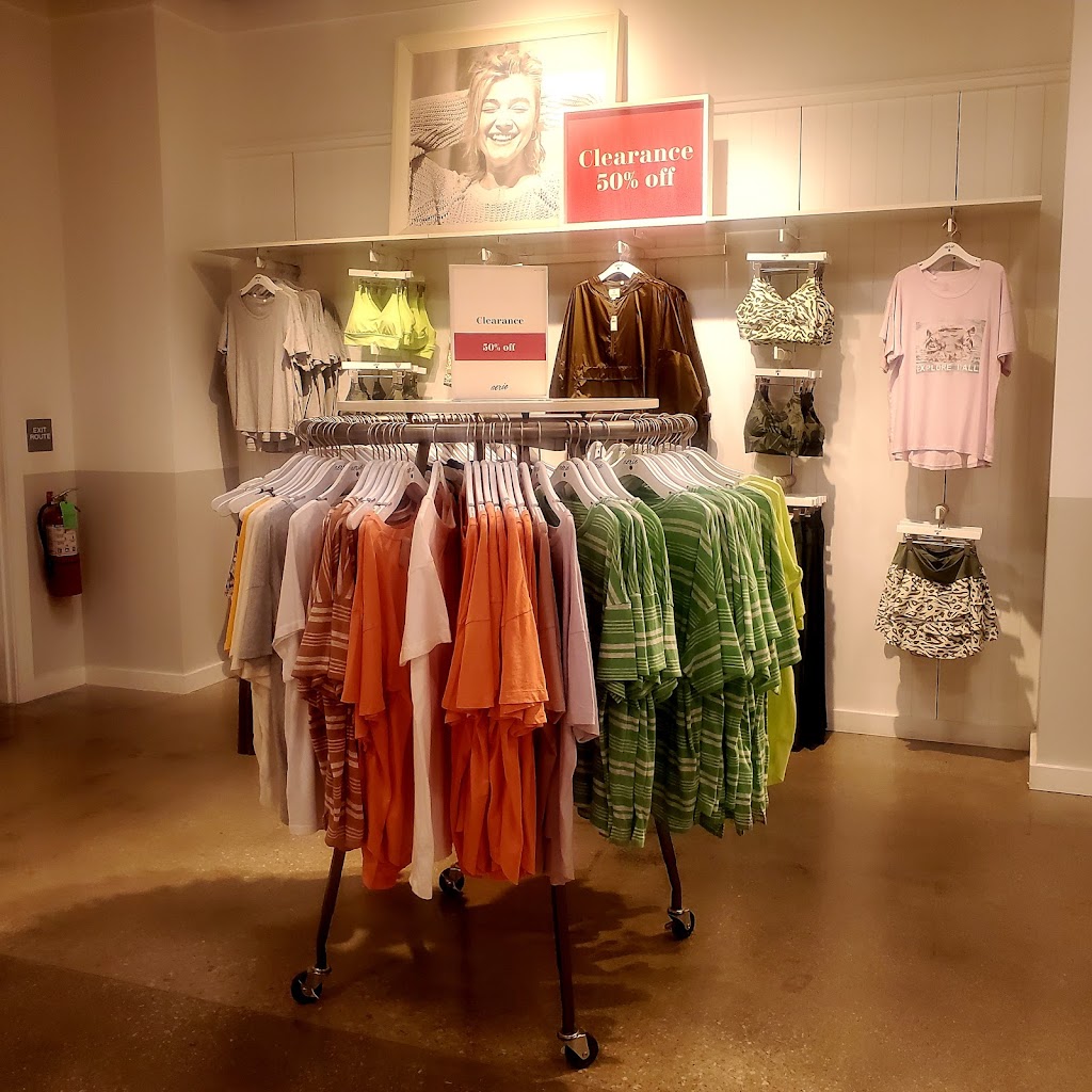 Aerie Outlet | 3005 Outlet Dr Suite E35, Edinburgh, IN 46124, USA | Phone: (812) 703-7159