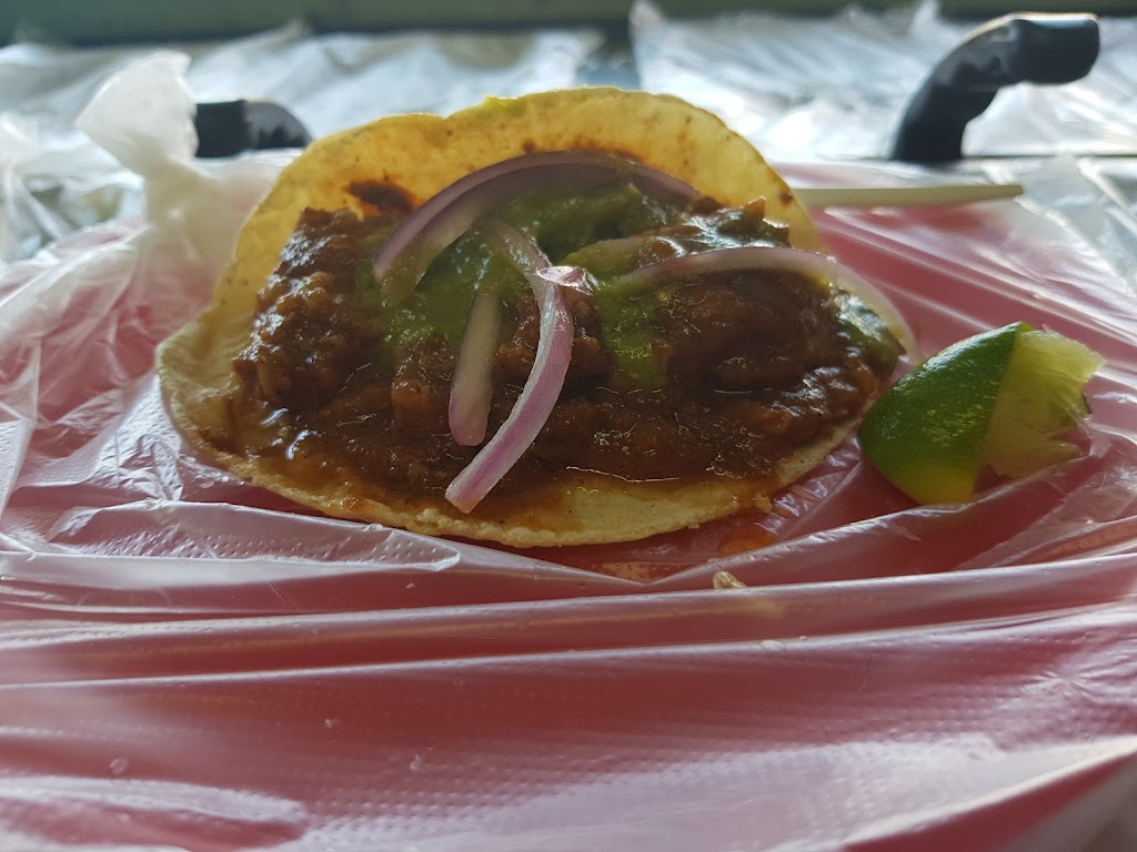 El Remolque Tacos Varios | Blvd. el Rosario 11997, Porticos De San Antonio, 22666 Tijuana, B.C., Mexico | Phone: 664 112 3717