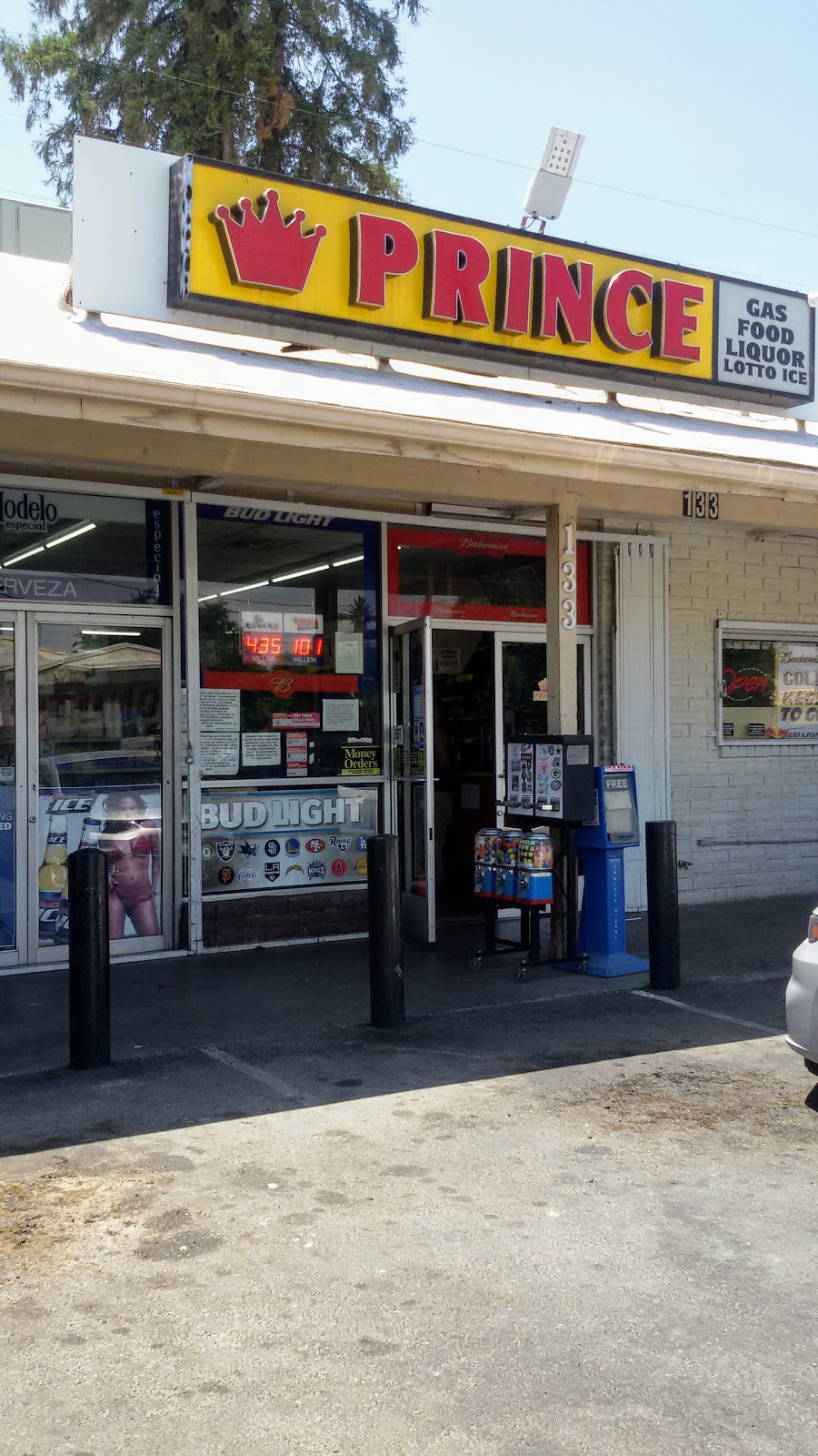 Prince Food & Gas | 133 W Walnut Ave, Visalia, CA 93277, USA | Phone: (559) 733-5315