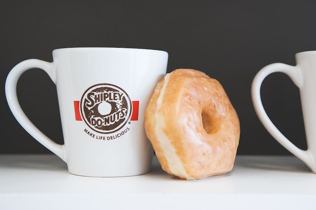 Shipley Do-Nuts | 1560 River Rd, Boerne, TX 78006, USA | Phone: (830) 331-7477