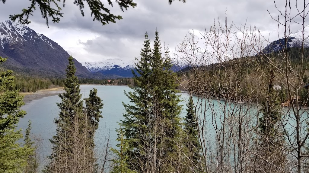 Upper Kenai River Inn | 18116 Sterling Hwy, Cooper Landing, AK 99572, USA | Phone: (907) 595-2199