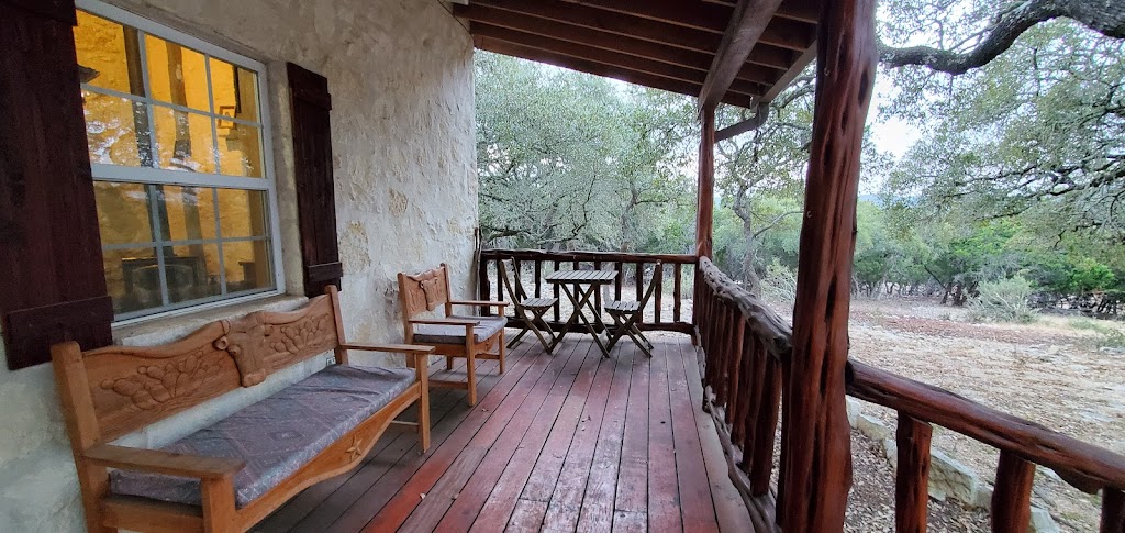 Glory Hills Ranch Bed & Breakfast | 2724 Bump Gate Rd, Pipe Creek, TX 78063 | Phone: (806) 790-8196