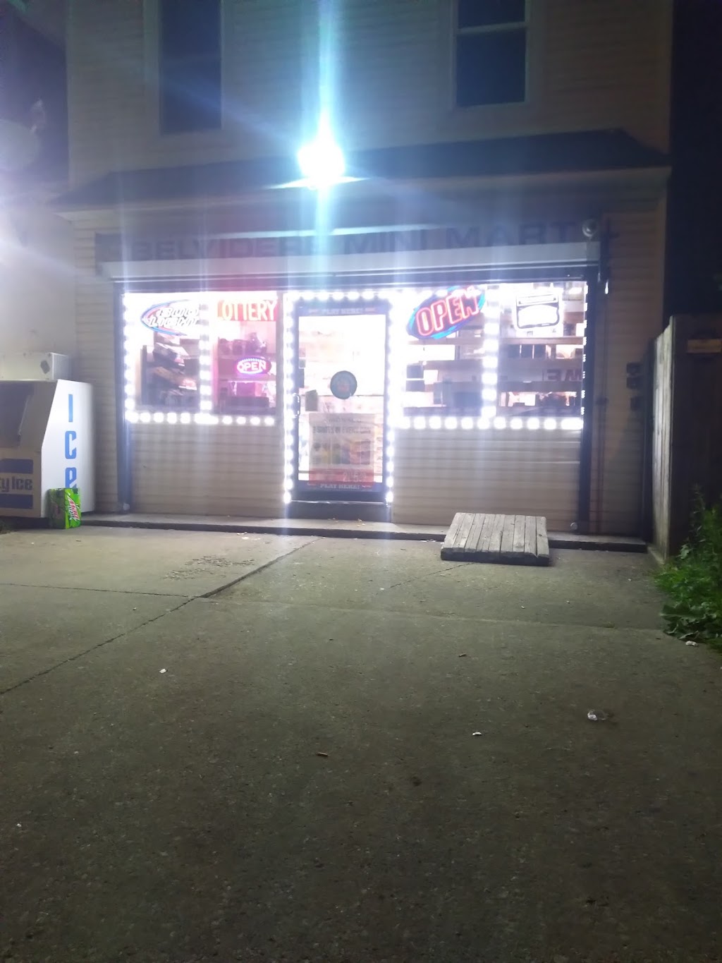 Belvidere Mini Mart | 126 Belvidere Ave, Columbus, OH 43223, USA | Phone: (614) 725-1772