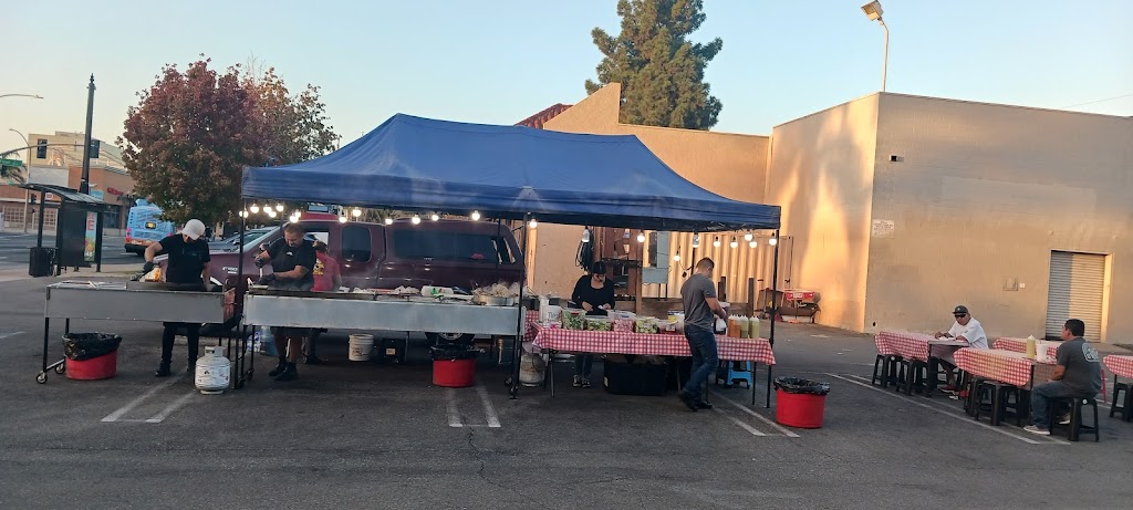 Taqueria la huachita calentana | 119 S Main St, Santa Ana, CA 92701, USA | Phone: (657) 505-5695