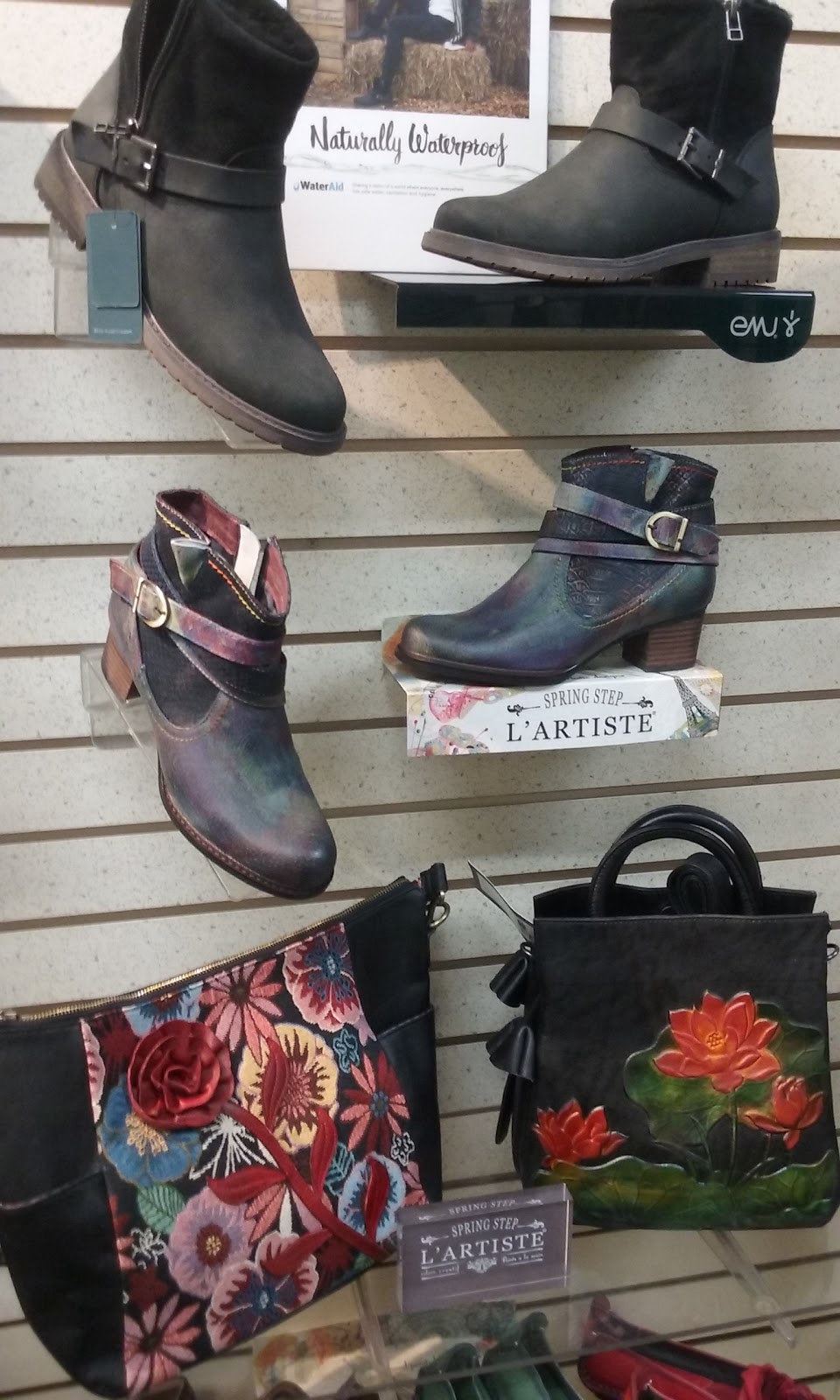 Shoemaker Shop of Elmhurst | 187 E Butterfield Rd, Elmhurst, IL 60126, USA | Phone: (630) 833-2818