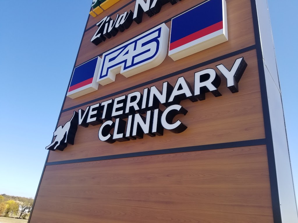 Grounds For Hounds Veterinary Clinic | 410 Shops Blvd #100, Willow Park, TX 76087, USA | Phone: (817) 753-1144