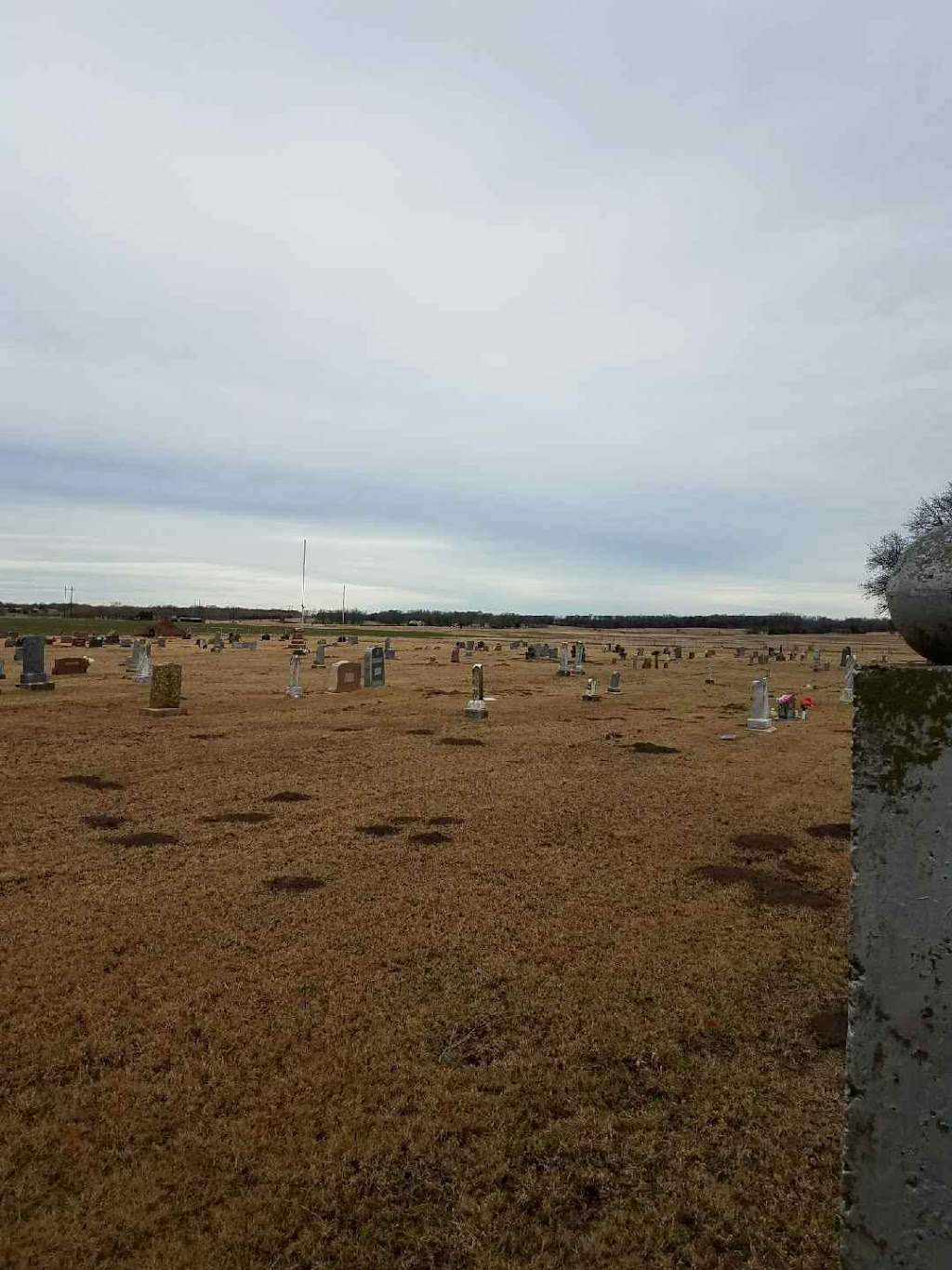 Oak Grove Cemetery | 13330 S Redlands Rd, Coyle, OK 73027, USA | Phone: (405) 747-1980