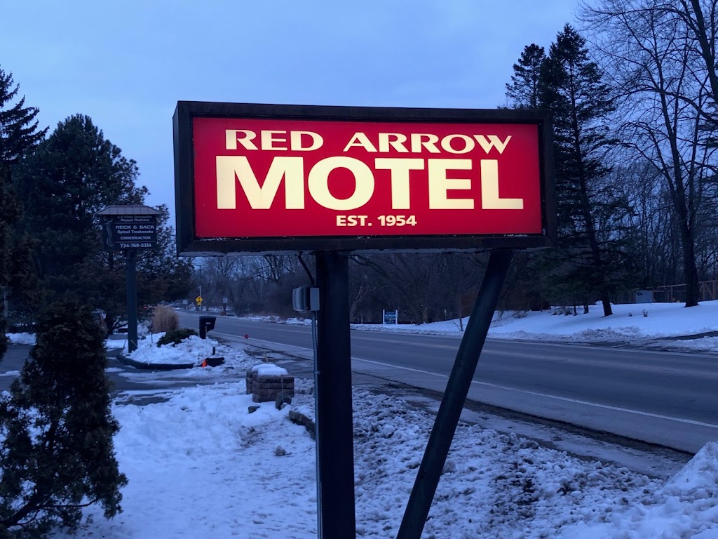 Red Arrow Motel | 5555 Plymouth Rd, Ann Arbor, MI 48105, USA | Phone: (734) 662-9944