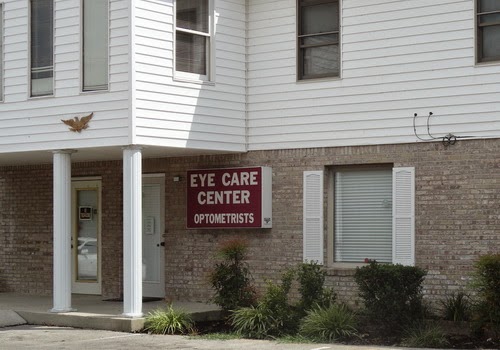 Eye Care Center | 4235 Richmond Rd, Irvine, KY 40336, USA | Phone: (606) 726-9321