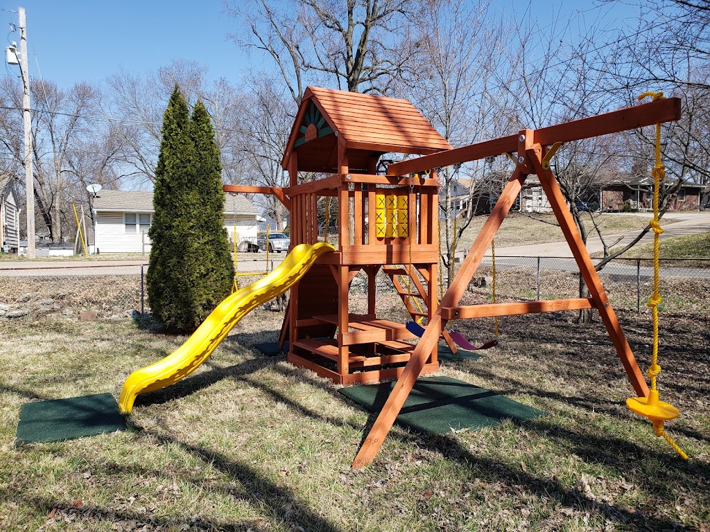 Swingset Factory Depot | 909 N Bluff Rd, Collinsville, IL 62234, USA | Phone: (618) 314-8007