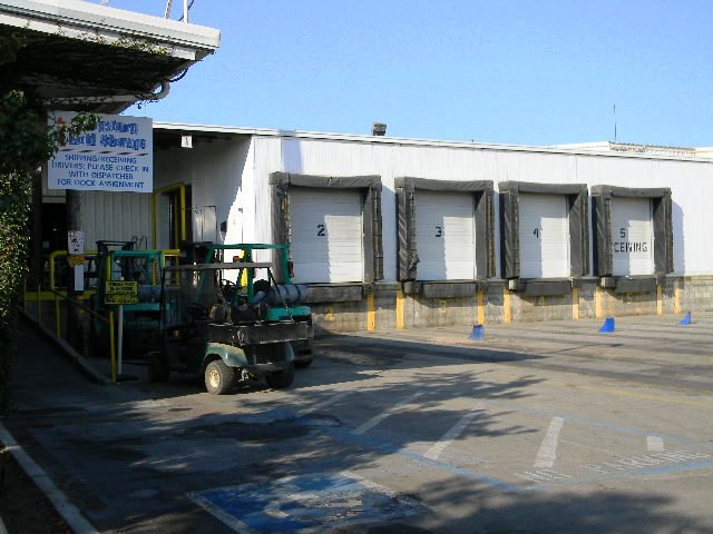 Kingsburg Kold Storage | 201 W Stroud Ave, Kingsburg, CA 93631, USA | Phone: (559) 897-9401