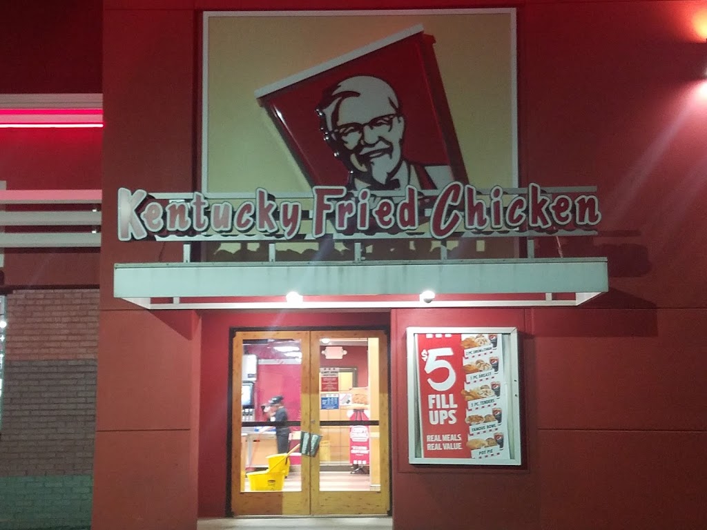 KFC | 1307 Devils Reach Rd, Woodbridge, VA 22192, USA | Phone: (703) 490-5883