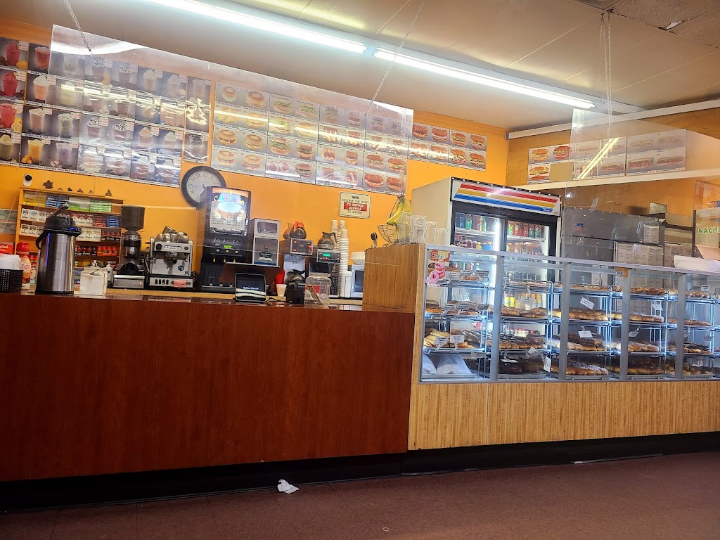 Golden Donuts | 11051 Hawthorne Blvd, Lennox, CA 90304, USA | Phone: (310) 674-5430