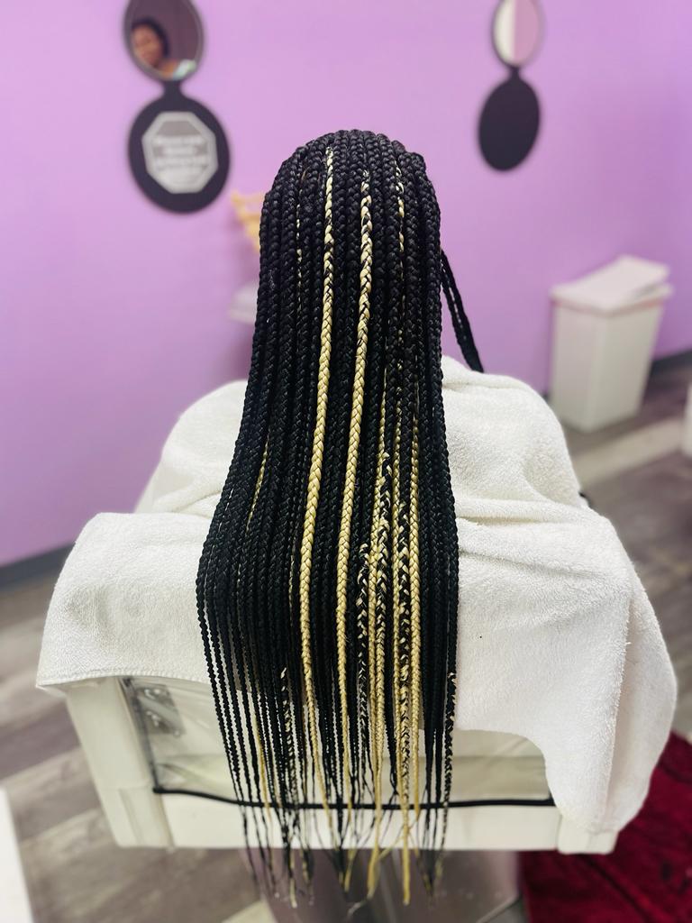 Emma Blessed Hair Braiding | 9751 Walnut St #124, Dallas, TX 75243, USA | Phone: (214) 527-4639