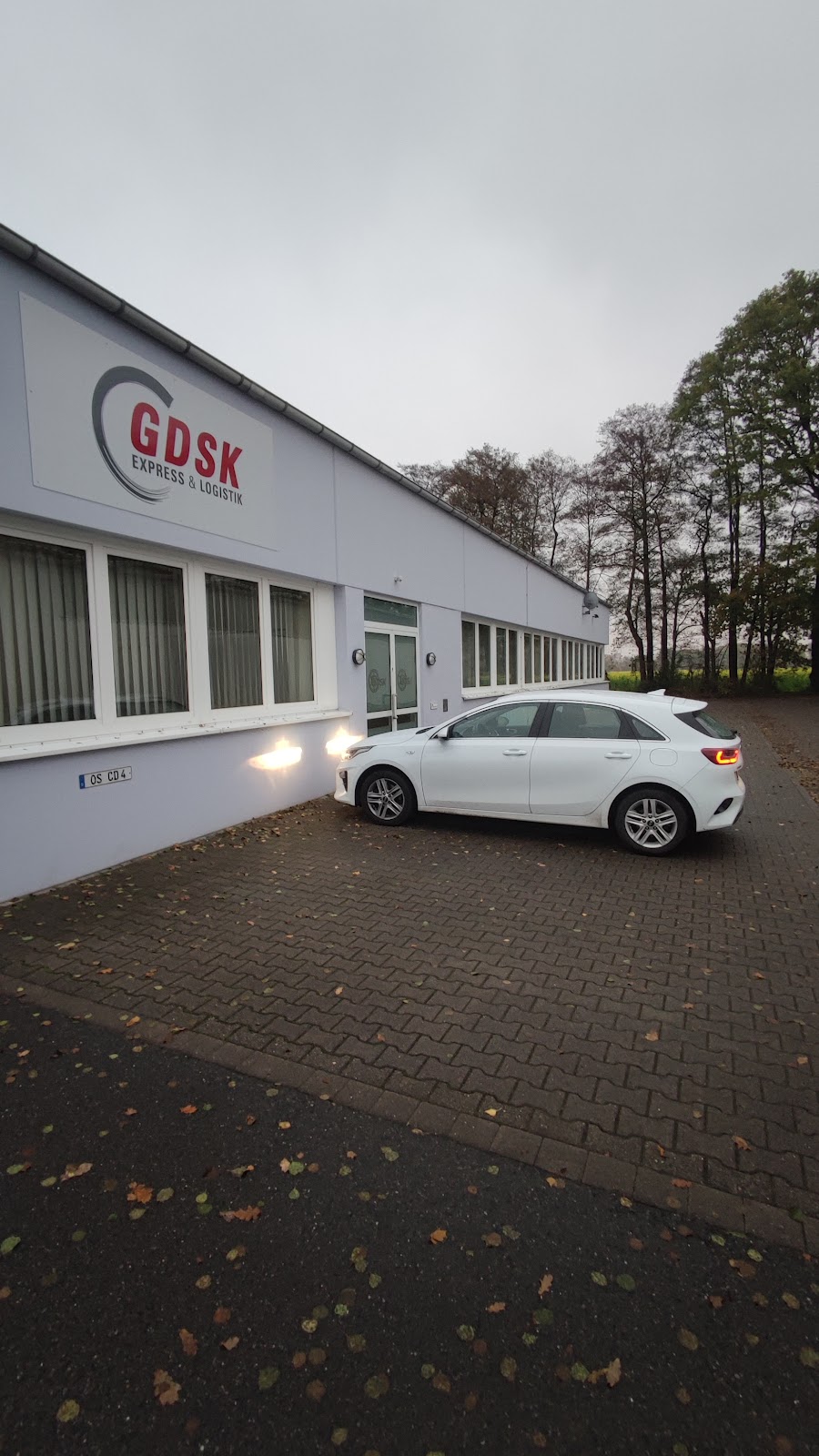 GdSK Gesellschaft der Schnellkuriere GmbH & Co. KG | Dieselstraße 27, 49076 Osnabrück, Germany | Phone: 0541 912220