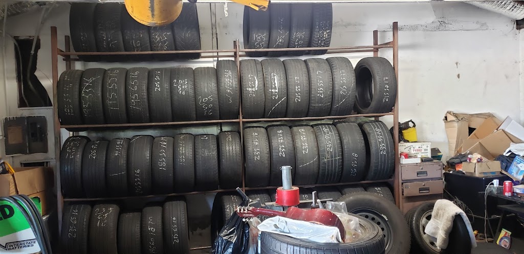 Del Valle Tires | 260 S San Antonio Ave, Pomona, CA 91766, USA | Phone: (909) 865-2685