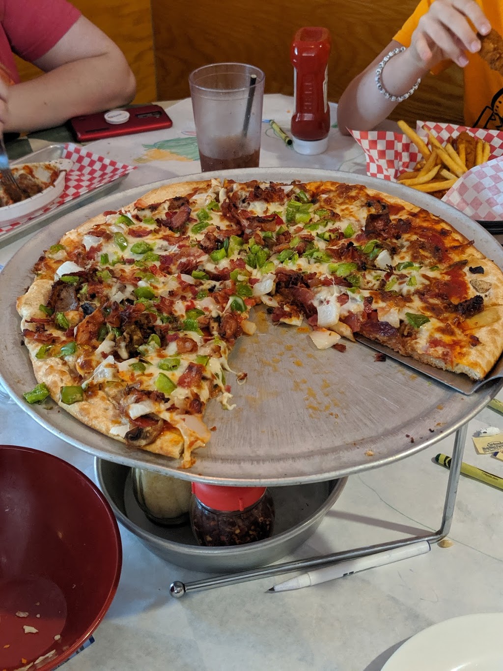 Mios Pizzeria | 8298 Clough Pike, Cincinnati, OH 45244, USA | Phone: (513) 474-3777