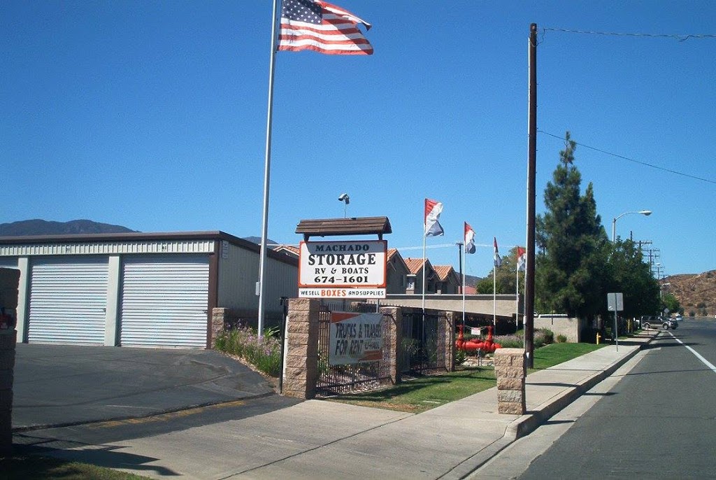 Machado Storage | 16401 Lakeshore Dr, Lake Elsinore, CA 92530, USA | Phone: (951) 674-1601