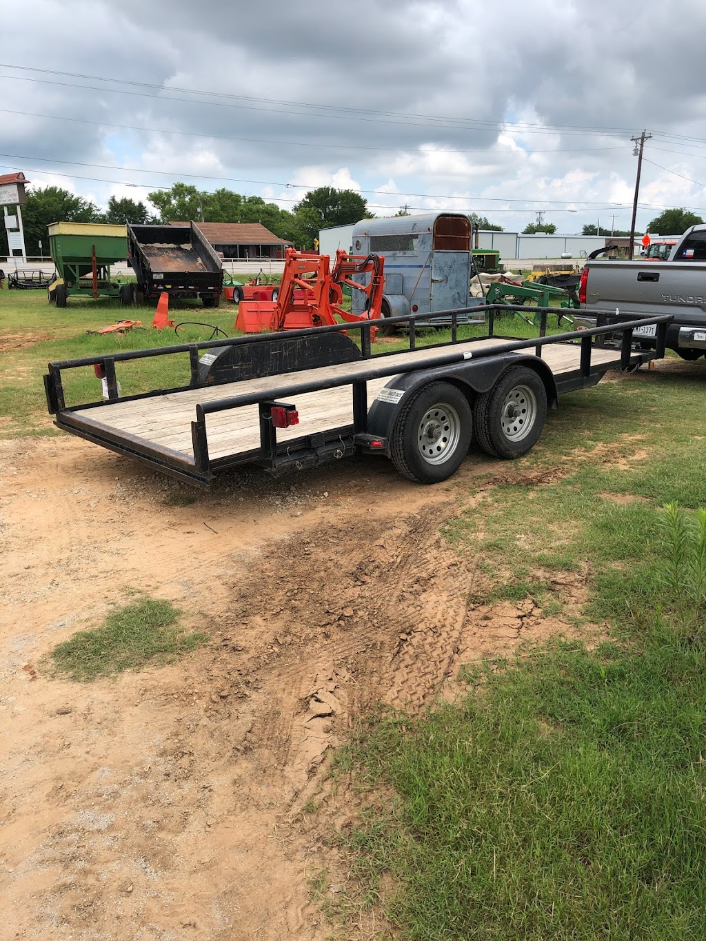 Aubrey Trailer Sales | 8030 US-377, Pilot Point, TX 76258, USA | Phone: (940) 365-2111