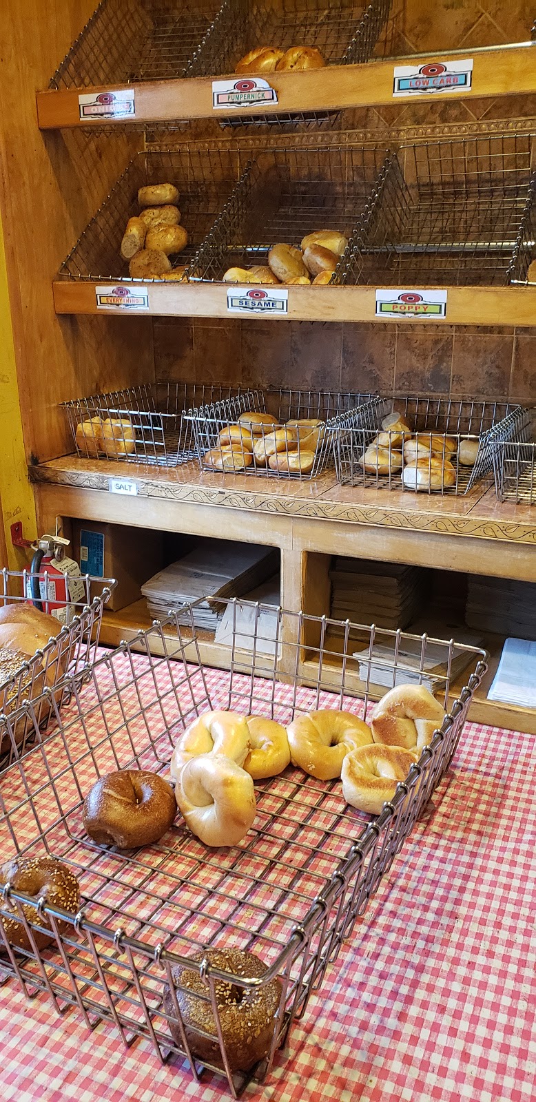 Bagels On the Square | 529 Franklin Ave, Franklin Square, NY 11010, USA | Phone: (516) 775-0777