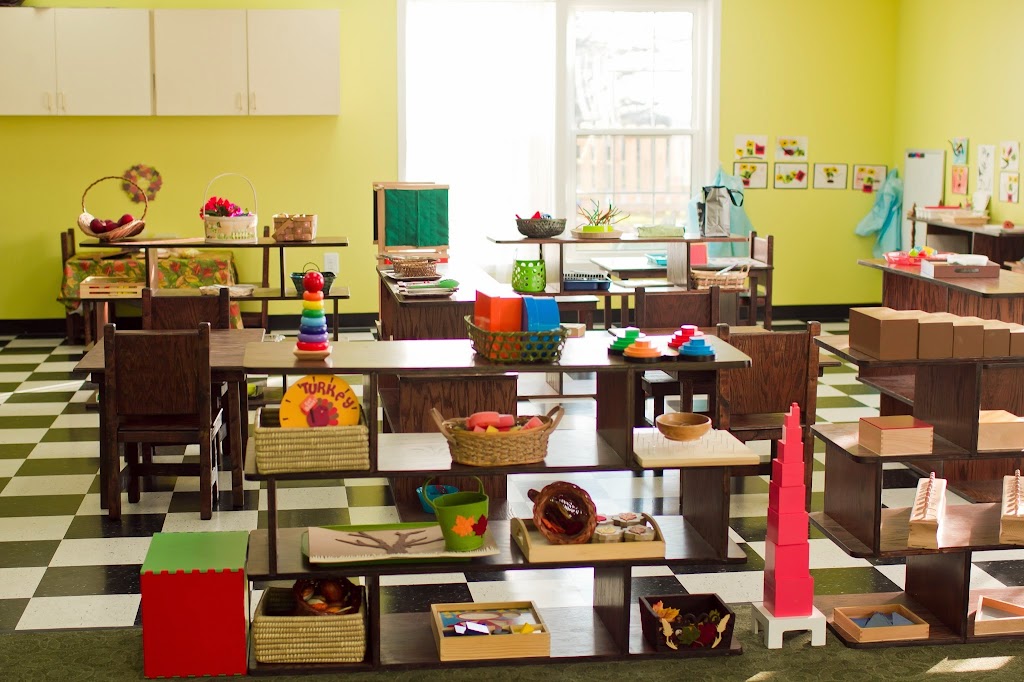 The Montessori School Rochester | 3976 S Livernois Rd, Rochester Hills, MI 48307, USA | Phone: (248) 453-5757