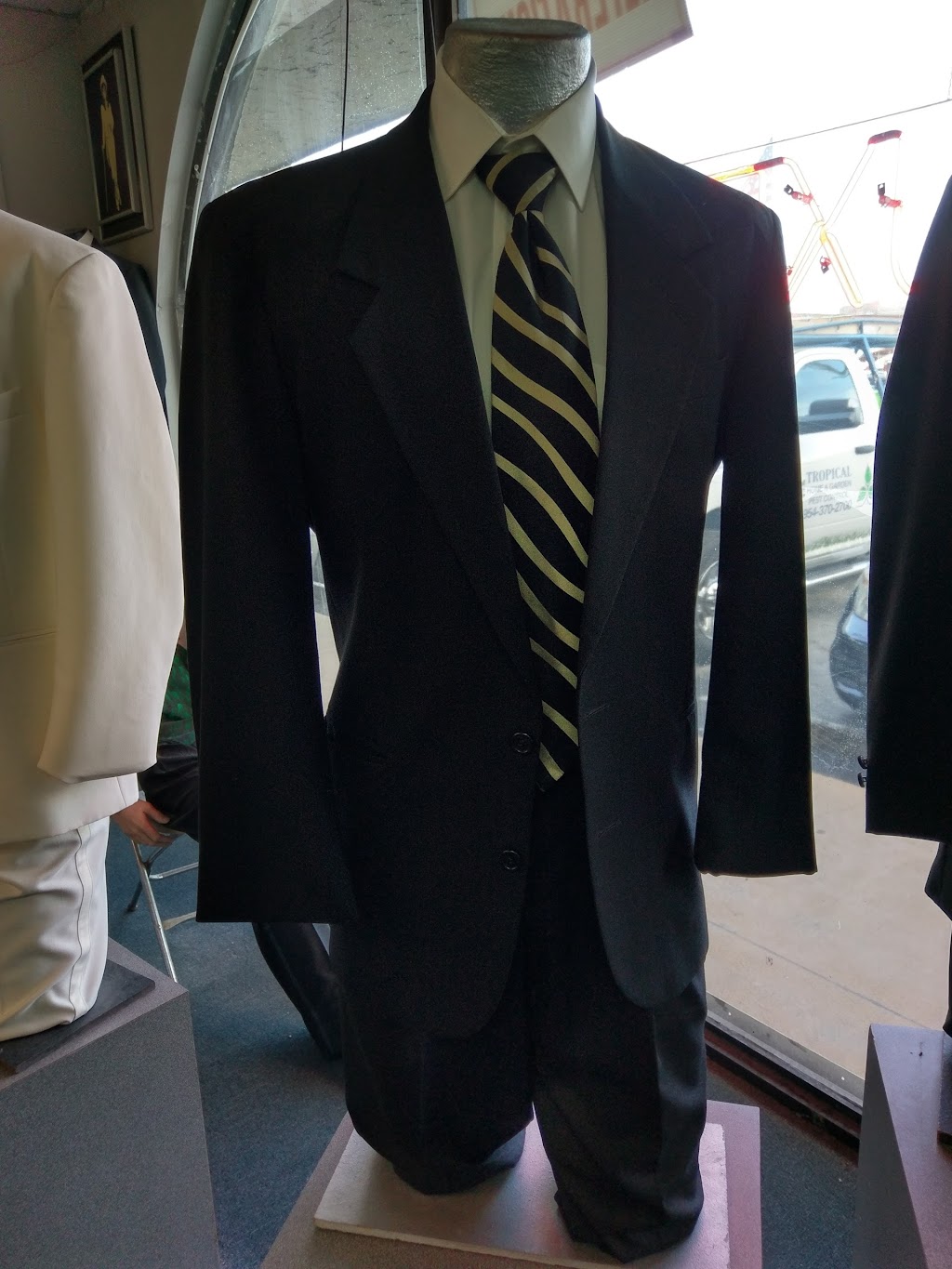 Rich Formal Wear | 1931 S Federal Hwy, Fort Lauderdale, FL 33316, USA | Phone: (954) 966-5444