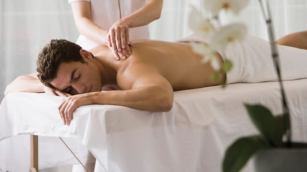 Amazing Massage | 7035 W Wayzata Blvd, St Louis Park, MN 55426, USA | Phone: (952) 855-7971