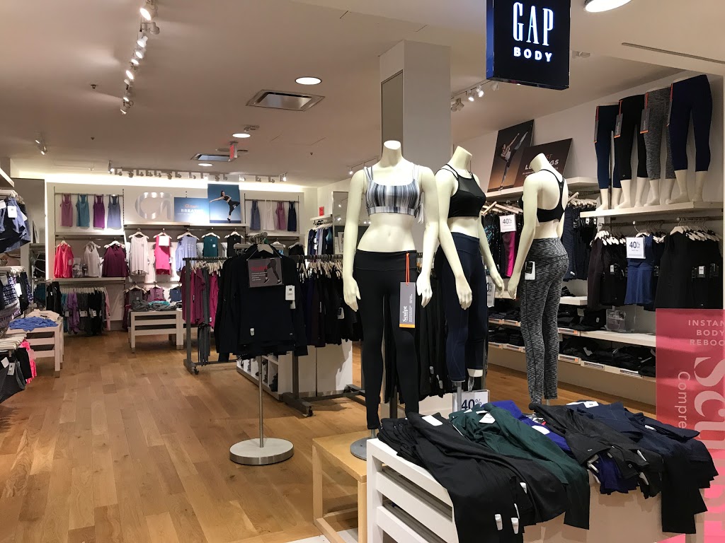 Gap - with Curbside Pickup | 17304 Davenport St, Omaha, NE 68118, USA | Phone: (402) 289-1822