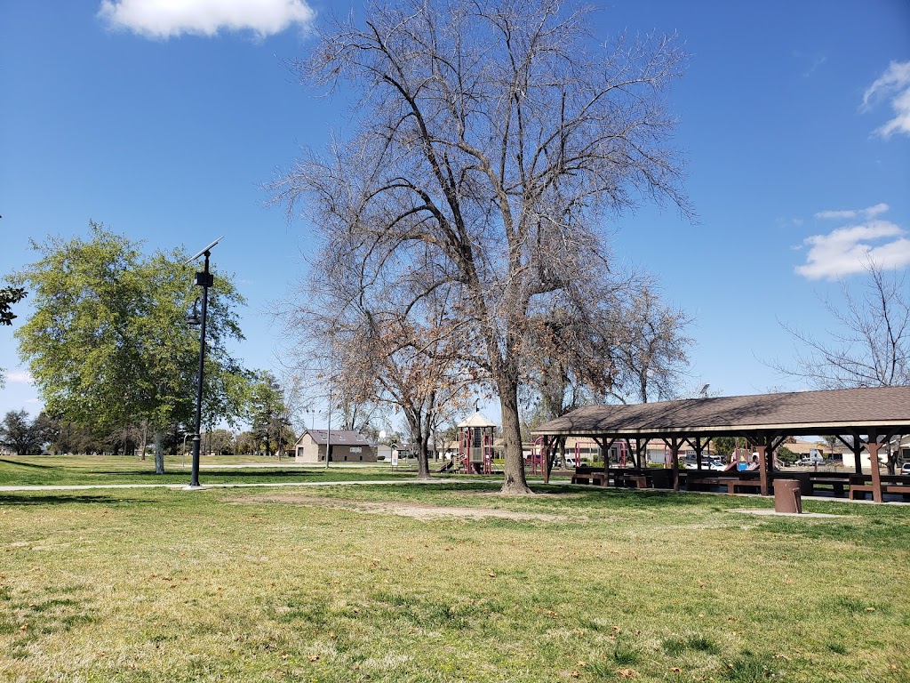 Westside Park | 2433 Beckes St, Wasco, CA 93280, USA | Phone: (661) 758-3081