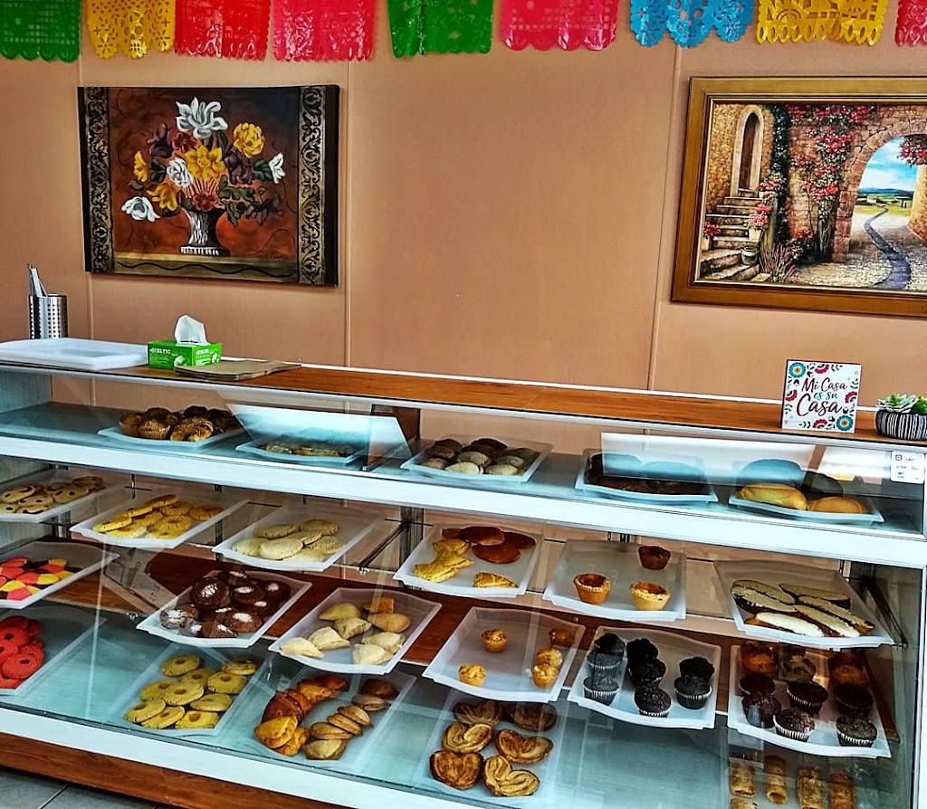 La Mexicana Bakery | 3969 Fort St, Lincoln Park, MI 48146, USA | Phone: (313) 742-2490