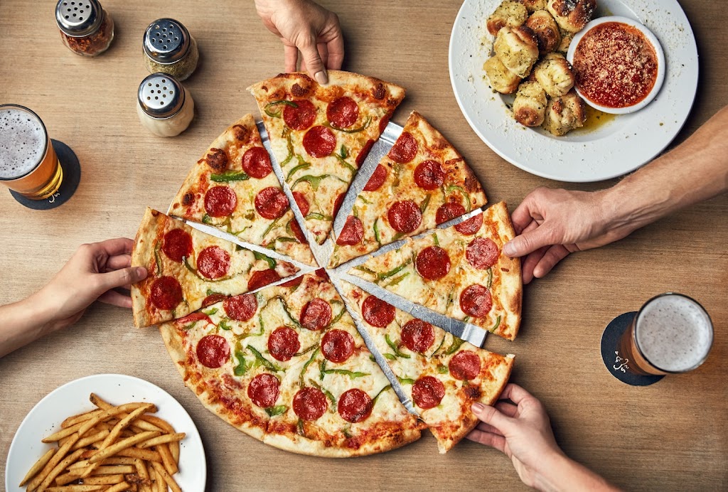 Johnnys New York Style Pizza | 4108 Hamilton Mill Rd, Buford, GA 30519, USA | Phone: (470) 238-8322