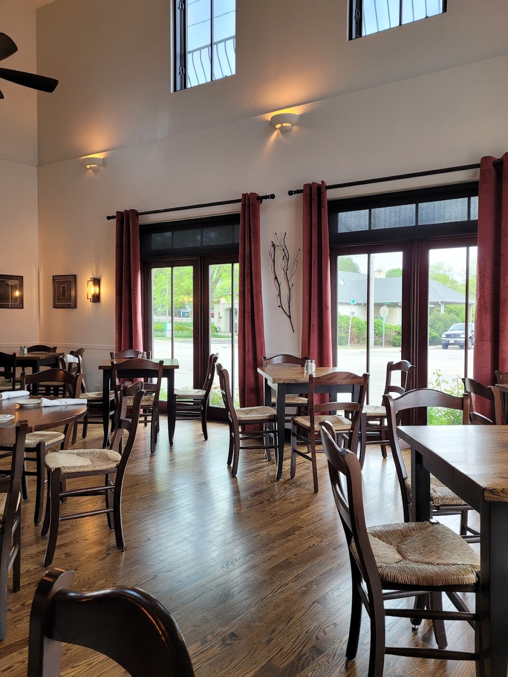 Ristorante Bottaio | 946 N Milwaukee Ave, Libertyville, IL 60048, USA | Phone: (847) 573-1800