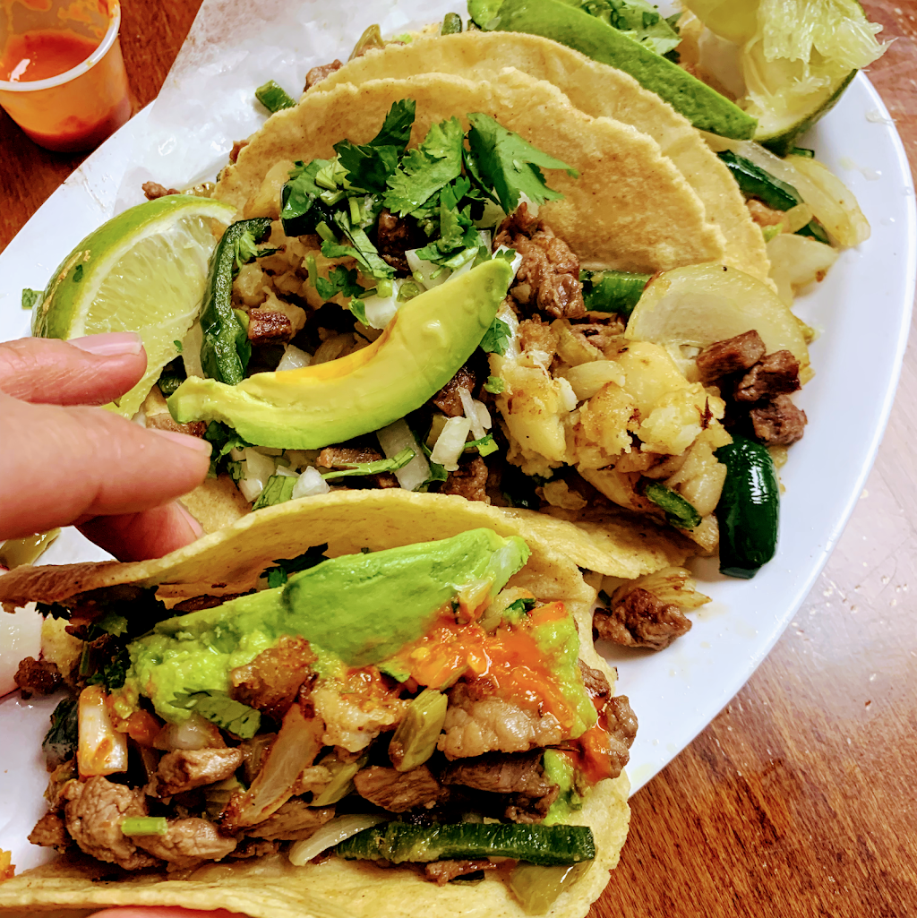 Taqueria Atexquita | 220 New Castle Ave, New Castle, DE 19720, USA | Phone: (302) 575-1450