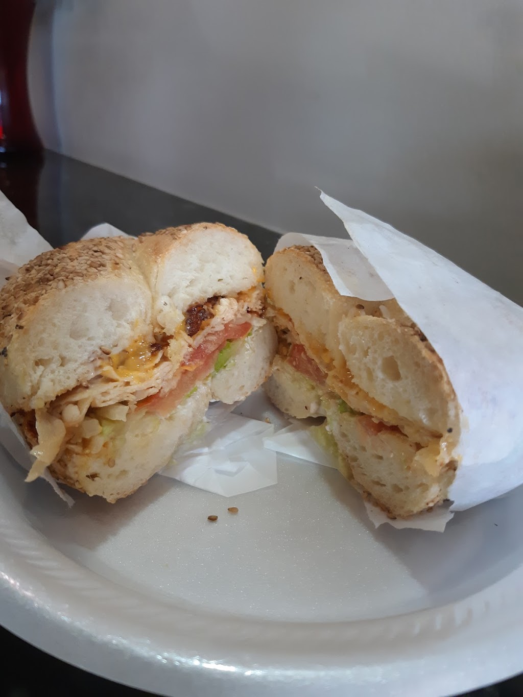 Hot Bagels and Deli | 34640 N North Valley Pkwy, Phoenix, AZ 85086, USA | Phone: (623) 516-2888