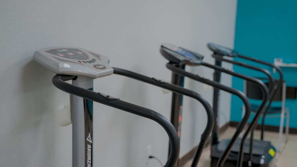 Clinica Real Chiropractic | 2929 N 75th Ave #15, Phoenix, AZ 85033, USA | Phone: (623) 218-9595