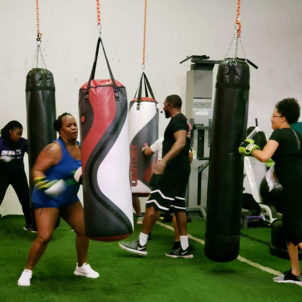 IRON JOX FITNESS | 852 Highland Rd #5, Macedonia, OH 44056, USA | Phone: (330) 748-2076