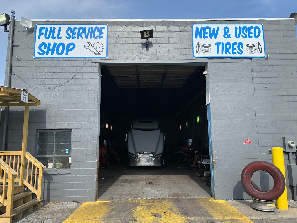 McCarthy Tire Service dba Truck Rite | 327 Slapes Corner Rd, Carneys Point, NJ 08069, USA | Phone: (856) 351-5345