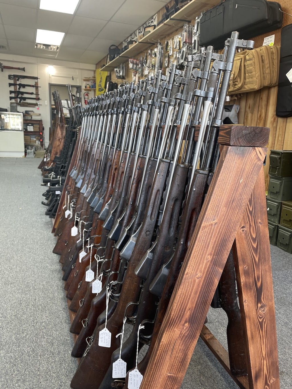 Gunrunner | 636 S Main St A, Monroe, OH 45050, USA | Phone: (513) 539-8480