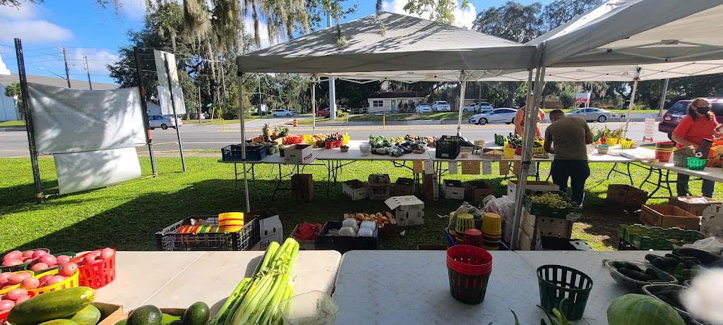 Lady Lake Farmers Market | 260 Rolling Acres Rd, Lady Lake, FL 32159, USA | Phone: (352) 537-4197