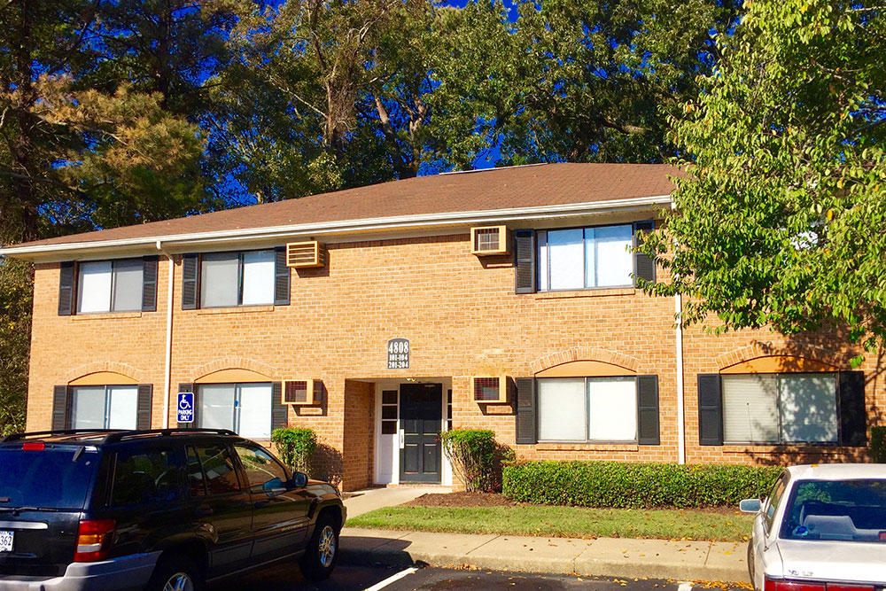 Bay Breeze Apartments | 2260 Pleasure House Rd, Virginia Beach, VA 23455 | Phone: (757) 578-9982