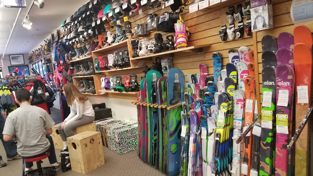 Village Ski & Snowboard | 345 W Central St, Franklin, MA 02038, USA | Phone: (508) 520-3832