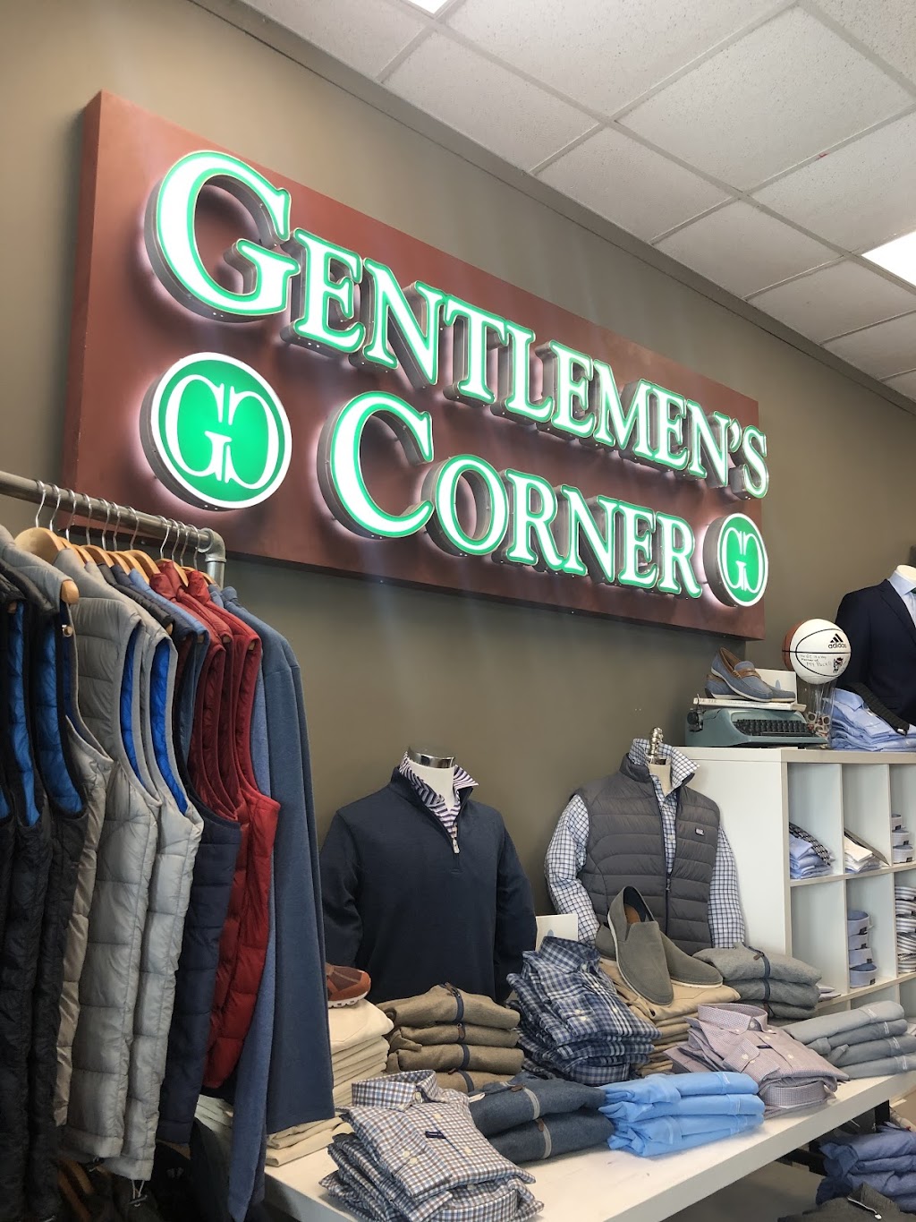 Gentlemens Corner | 107 Edinburgh Dr Suite 109, Cary, NC 27511, USA | Phone: (984) 333-0150