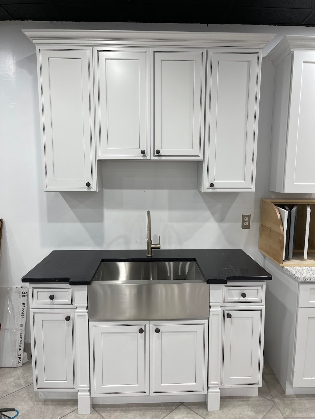 Wow Kitchen Bath Inc | 2731 Hempstead Tpke, Levittown, NY 11756 | Phone: (516) 888-0687