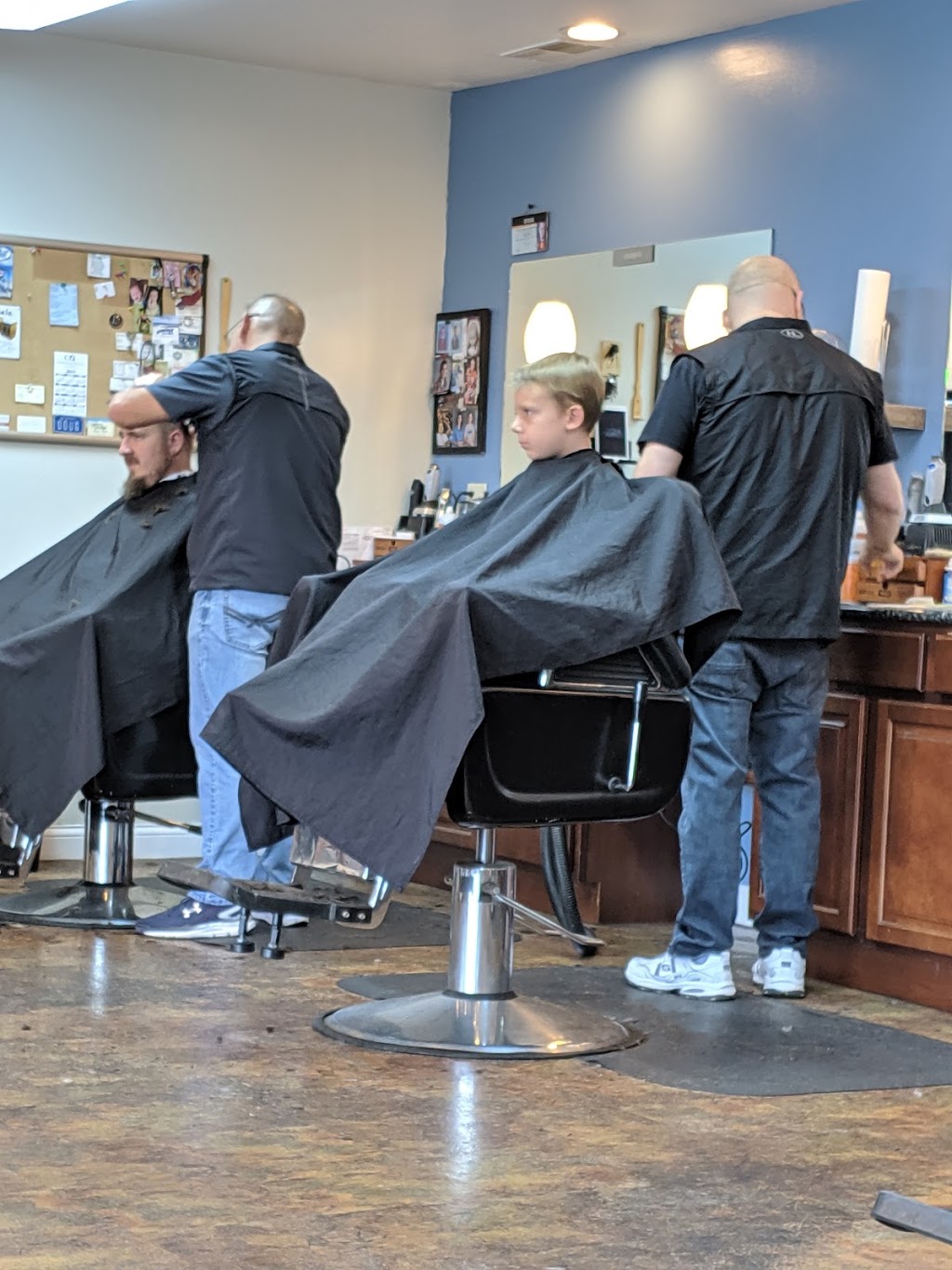 Olde Milford Barber Shoppe | 746 Lila Ave, Milford, OH 45150, USA | Phone: (513) 248-8223