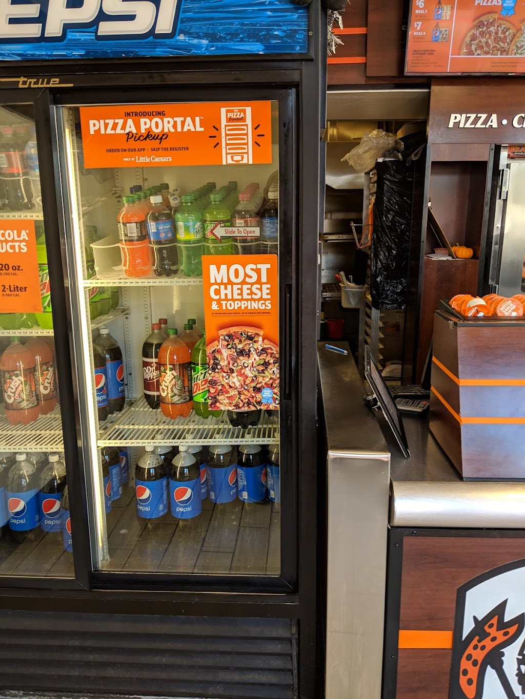 Little Caesars Pizza | 353 W Charter Way, Stockton, CA 95206, USA | Phone: (209) 941-0401