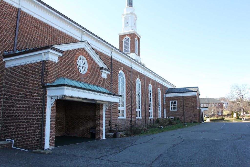 Del Ray Baptist Church Parking Lot | Parking lot, 2405 Russell Rd, Alexandria, VA 22301, USA | Phone: (703) 549-8116